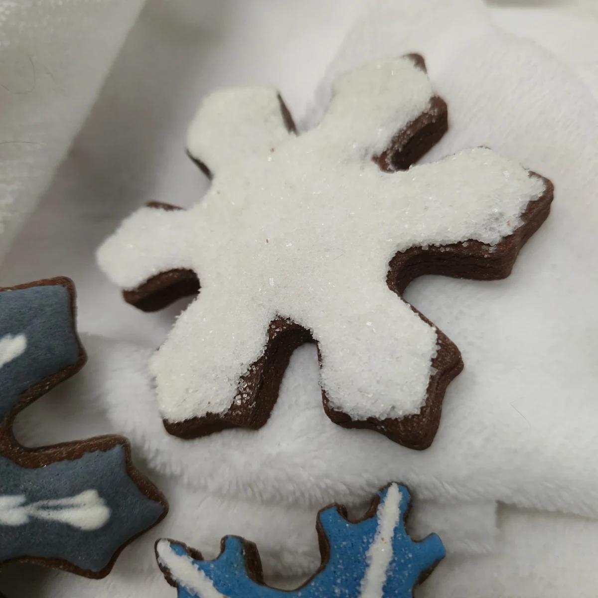 Bolachas Personalizadas - Flocos de Neve - Bolos de aniversário no Porto | Bento Cakes, Cake Design, Bolachas Decoradas | Porto | Sahri Dessert Art