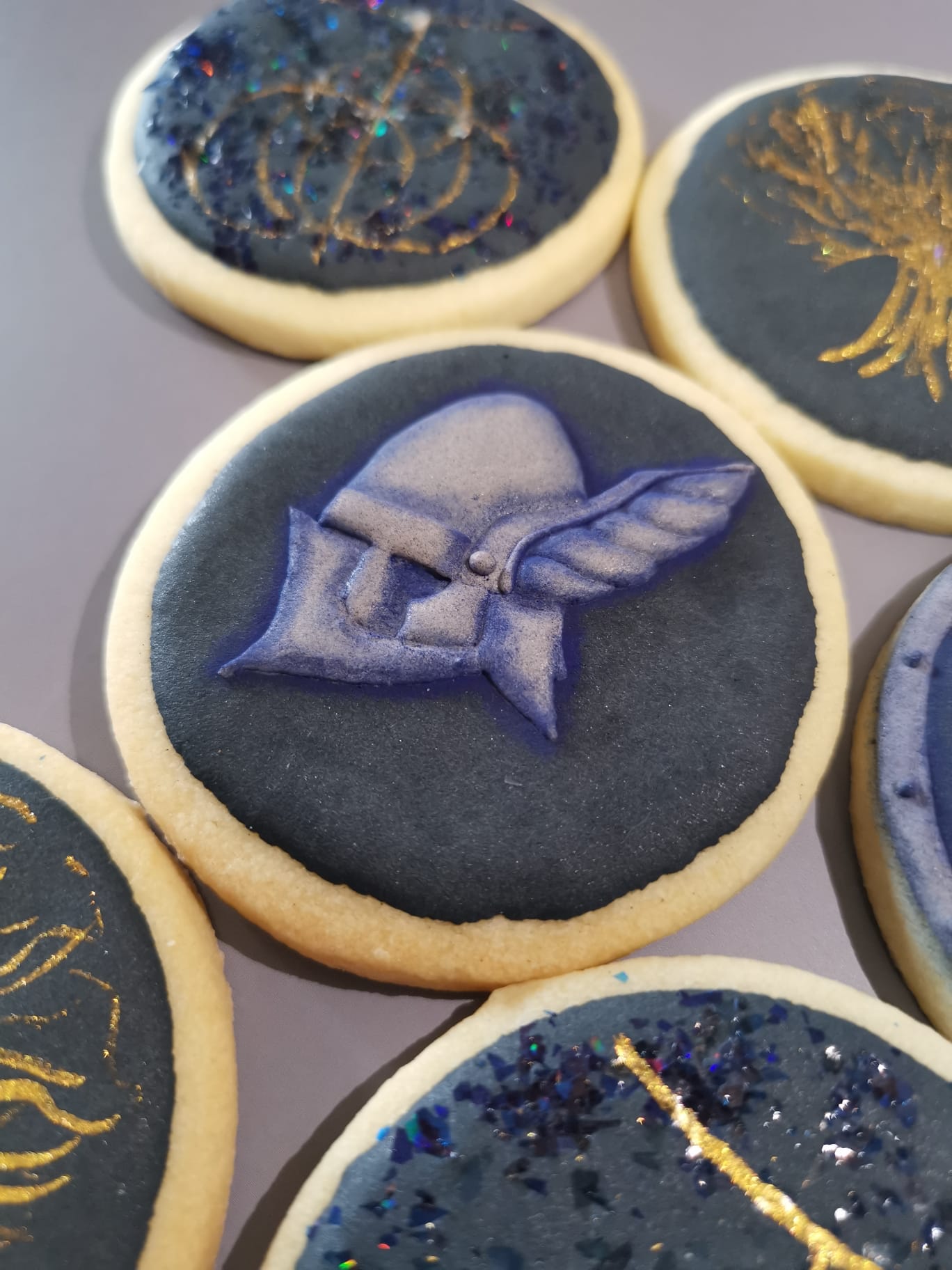 Bolachas Geek Personalizadas - Elden Ring - Bolos de aniversário no Porto | Bento Cakes, Cake Design, Bolachas Decoradas | Porto | Sahri Dessert Art