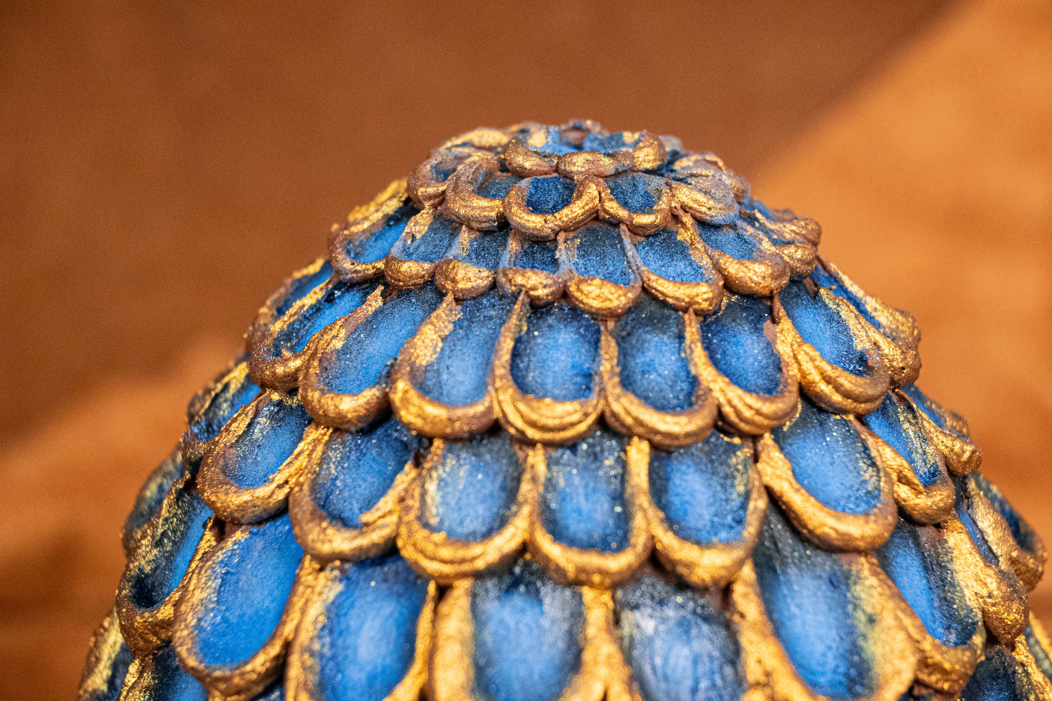 Bolo de aniversário geek personalizado - Ovo de Dragão Azul - Bolos de aniversário no Porto | Bento Cakes, Cake Design, Bolachas Decoradas | Porto | Sahri Dessert Art