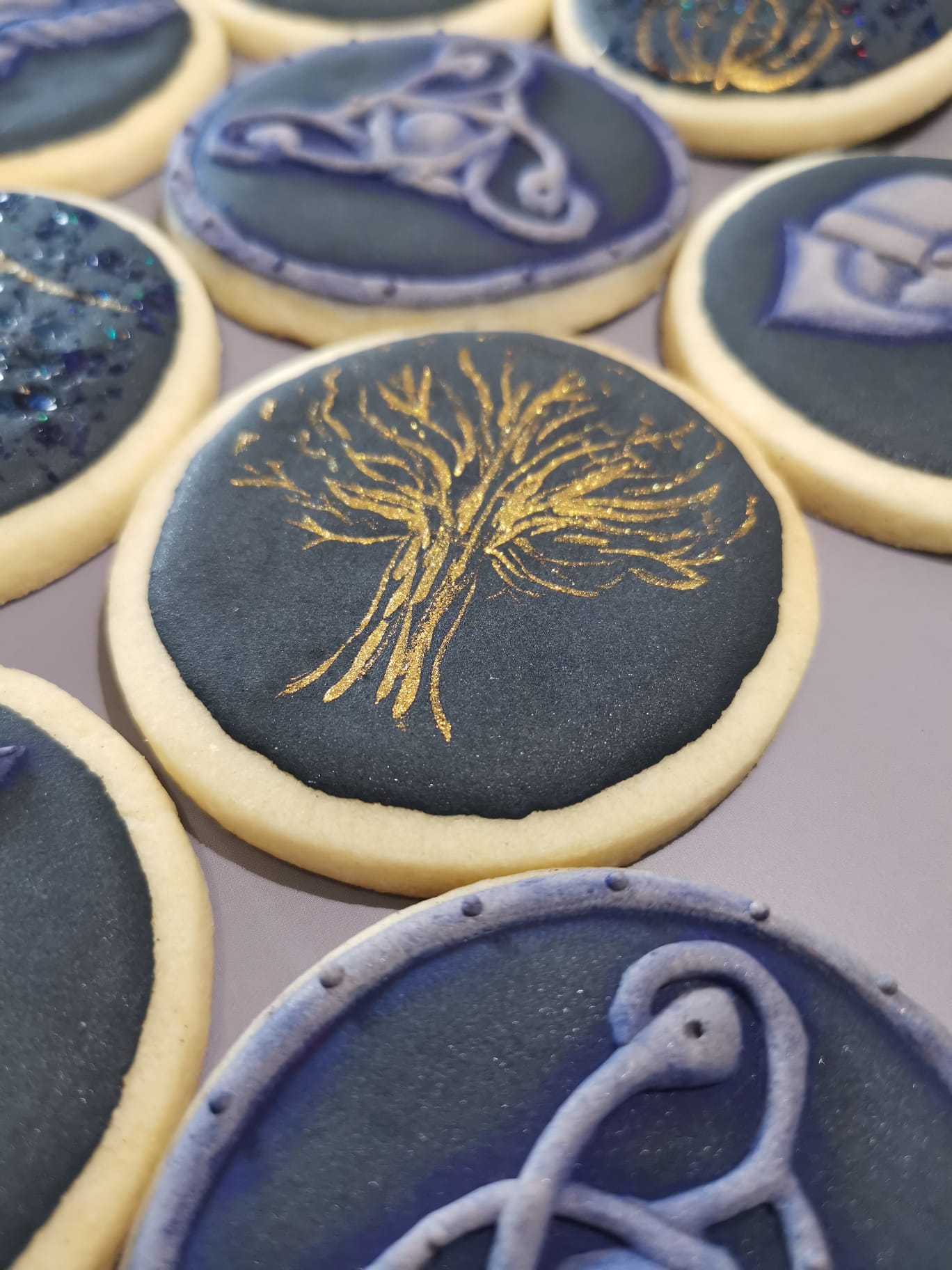 Bolachas Geek Personalizadas - Elden Ring - Bolos de aniversário no Porto | Bento Cakes, Cake Design, Bolachas Decoradas | Porto | Sahri Dessert Art