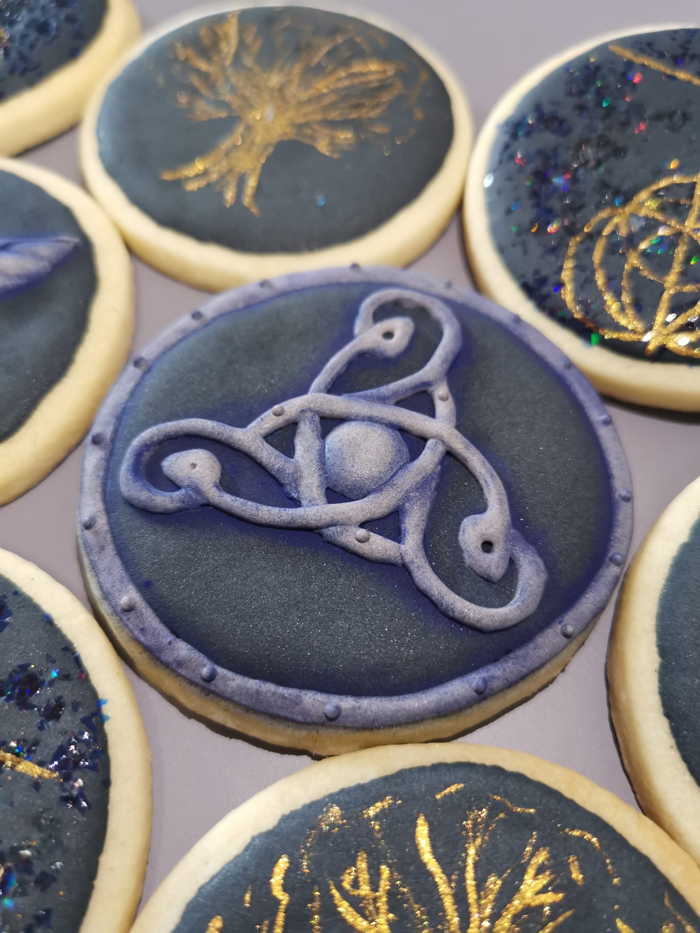 Bolachas Geek Personalizadas - Elden Ring - Bolos de aniversário no Porto | Bento Cakes, Cake Design, Bolachas Decoradas | Porto | Sahri Dessert Art