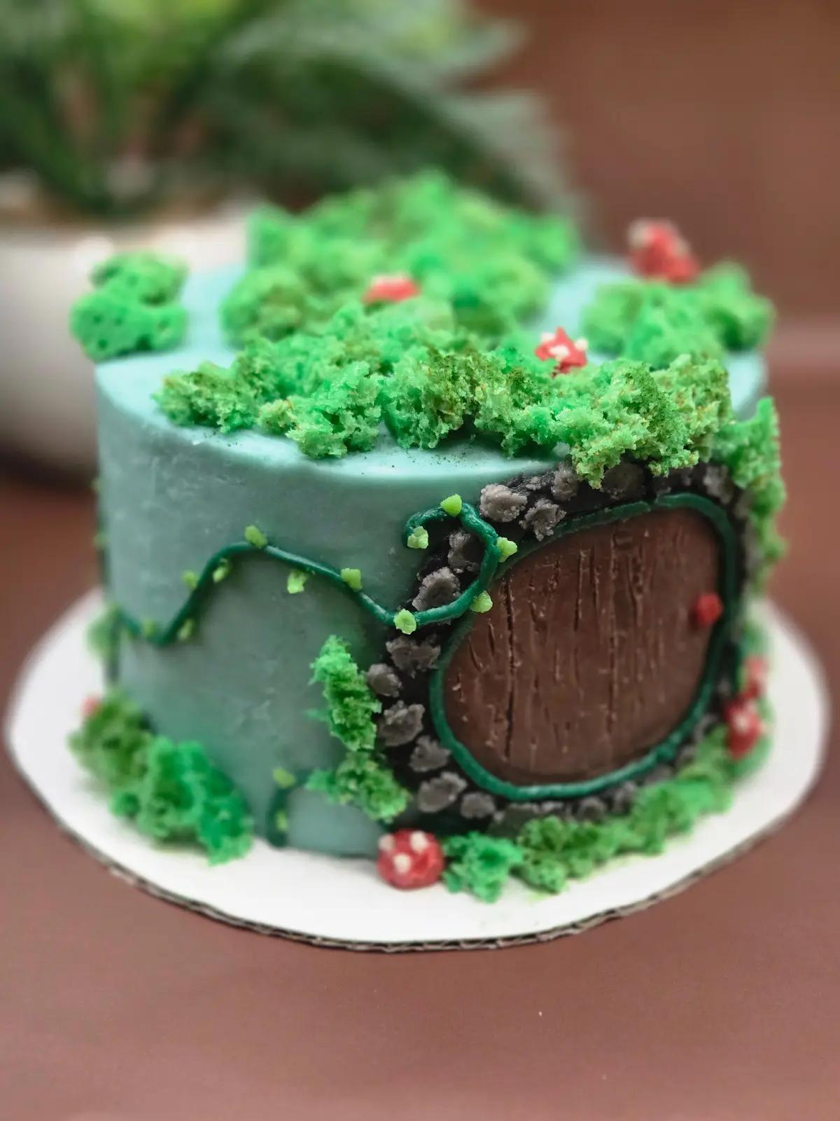 Bolo de Aniversário Personalizado Pequeno | 15 fatias | 14cm 