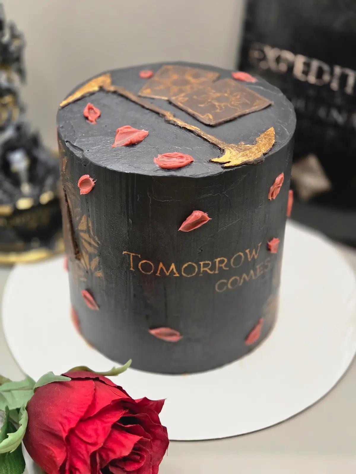 Bolo de Aniversário Geek Personalizado - Clair Obscur: Expedition 33