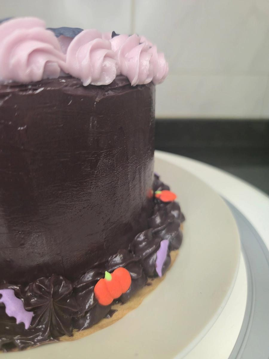 Bento Cake Geek Personalizado de Halloween - Bolos de aniversário no Porto | Bento Cakes, Cake Design, Bolachas Decoradas | Porto | Sahri Dessert Art