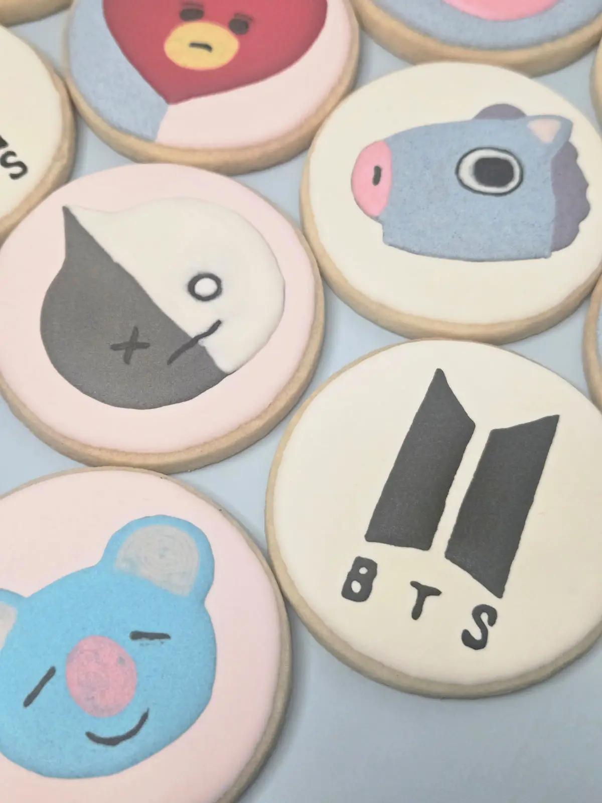 Bolachas Personalizadas - BTS21 - Bolos de aniversário no Porto | Bento Cakes, Cake Design, Bolachas Decoradas | Porto | Sahri Dessert Art