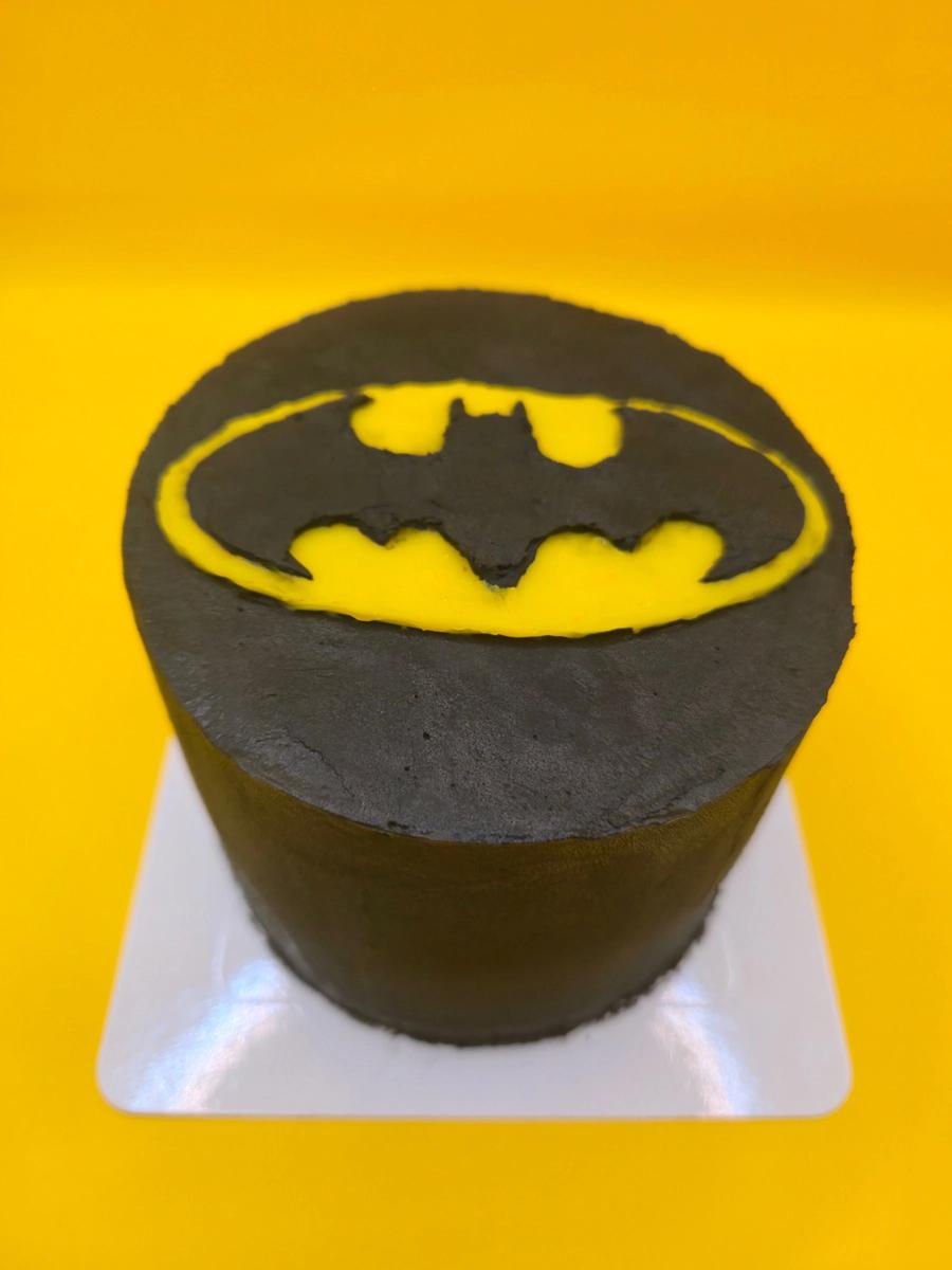 Bento Cake personalizado temático do Batman, da DC. Cake design.