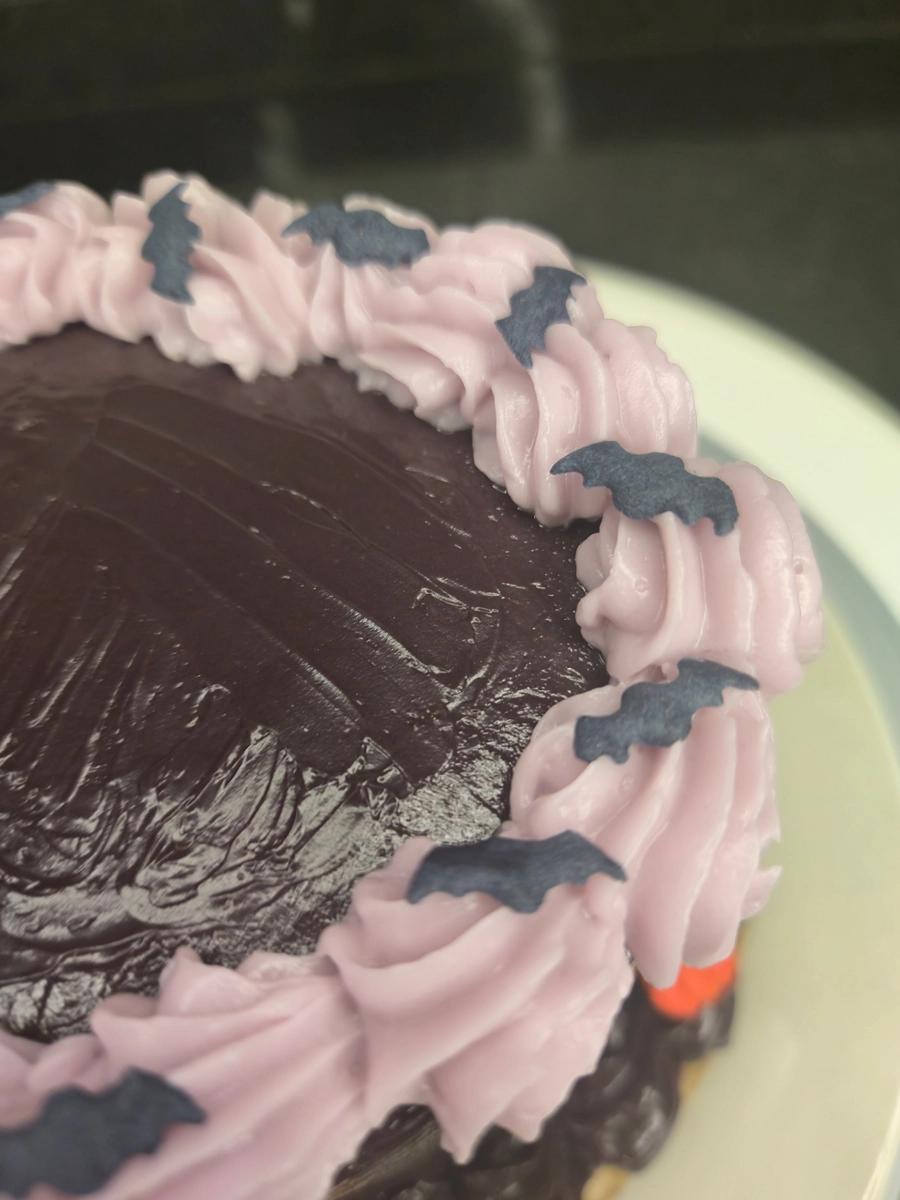 Bento Cake Geek Personalizado de Halloween - Bolos de aniversário no Porto | Bento Cakes, Cake Design, Bolachas Decoradas | Porto | Sahri Dessert Art