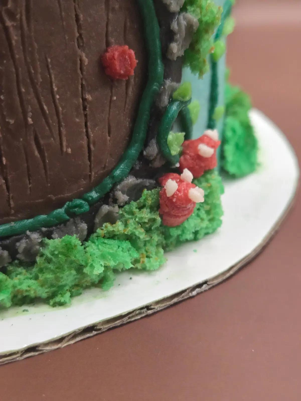 Bolo de Aniversário Geek Personalizado - The Hobbit - Bolos de aniversário no Porto | Bento Cakes, Cake Design, Bolachas Decoradas | Porto | Sahri Dessert Art