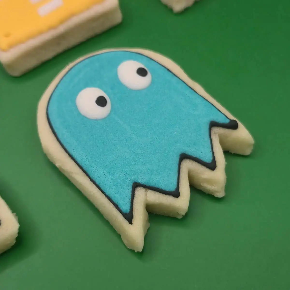 Bolachas decoradas personalizadas com Game Boy, Pacman, Super Mario e Tetris. - Bolos de aniversário no Porto | Bentô Cakes, Cake Design, Bolachas e Cupcakes | Porto | Sahri Dessert Art