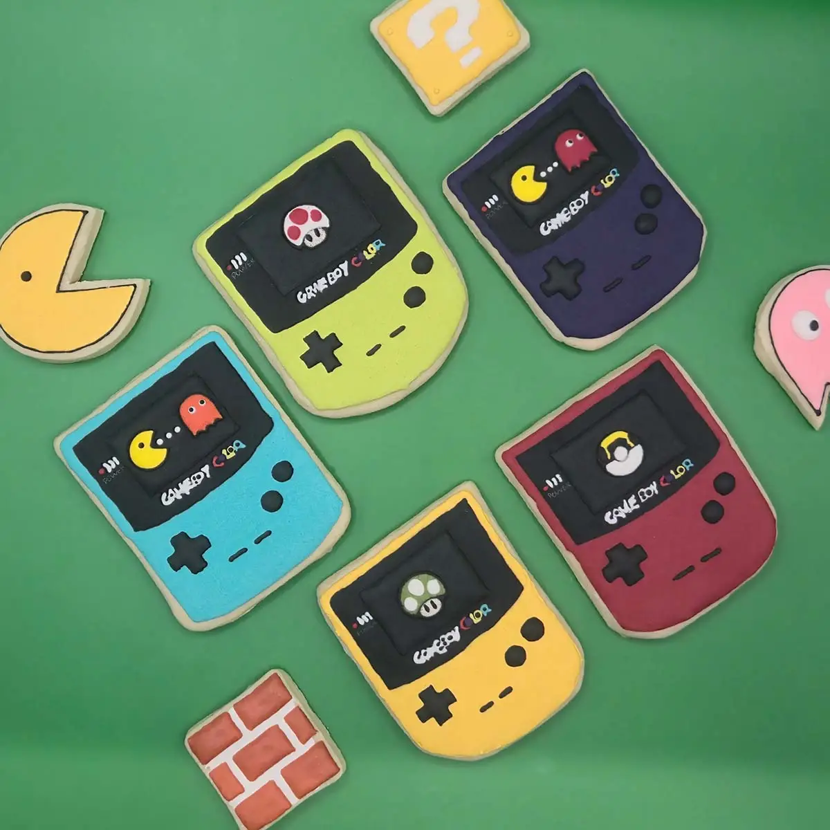 Bolachas decoradas personalizadas com Game Boy, Pacman, Super Mario e Tetris. - Bolos de aniversário no Porto | Bentô Cakes, Cake Design, Bolachas e Cupcakes | Porto | Sahri Dessert Art