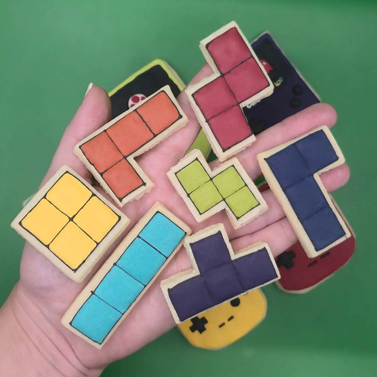 Bolachas decoradas personalizadas com Game Boy, Pacman, Super Mario e Tetris. - Bolos de aniversário no Porto | Bentô Cakes, Cake Design, Bolachas e Cupcakes | Porto | Sahri Dessert Art