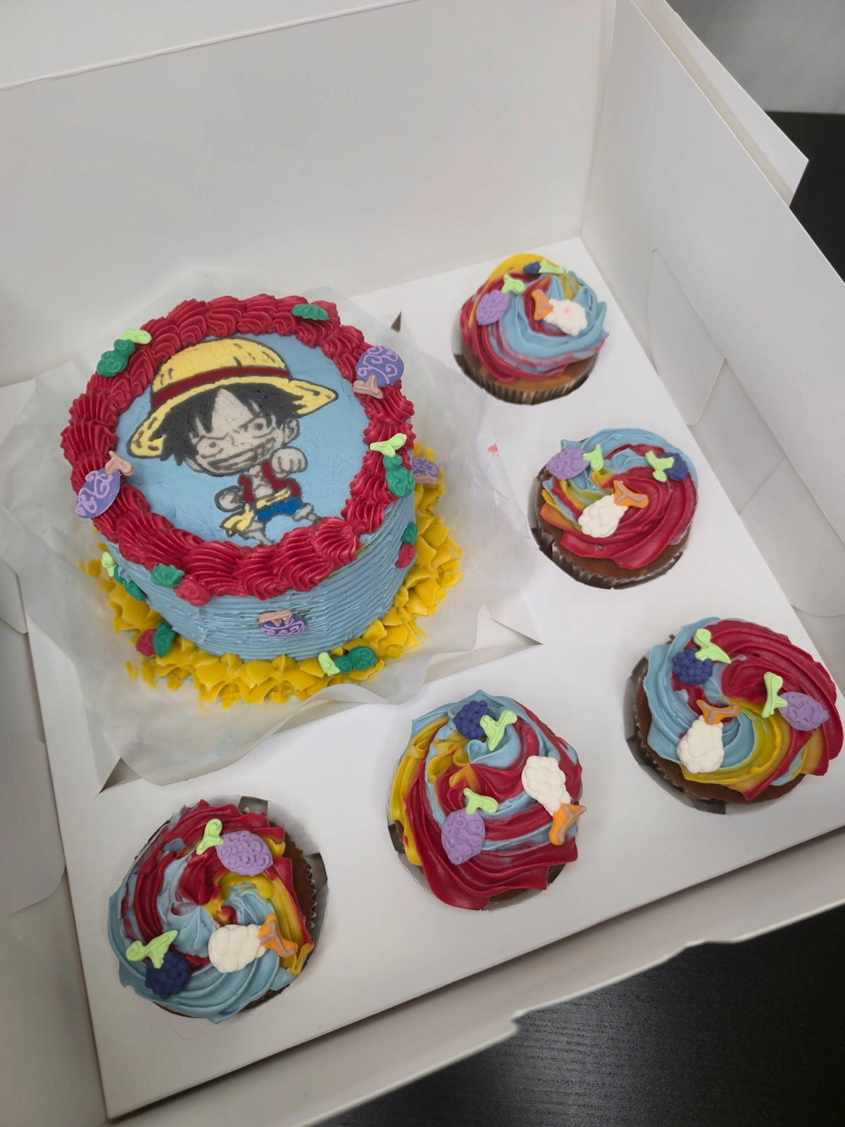 Bolos de aniversário no Porto | Bento Cakes, Cake Design, Bolachas e Cupcakes | Porto | Sahri Dessert Art