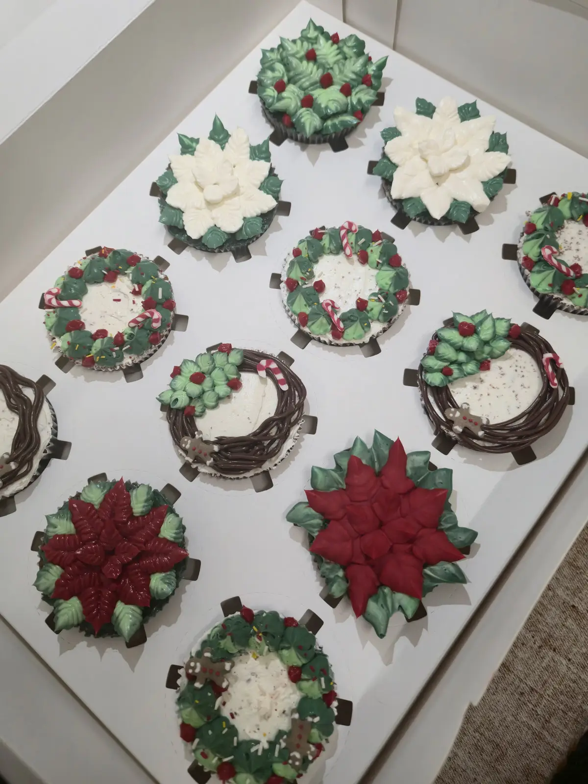 Bolos de aniversário no Porto | Bentô Cakes, Cake Design, Bolachas e Cupcakes | Porto | Sahri Dessert Art